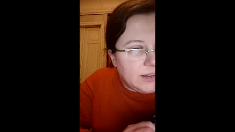 Snapshot of webgirl2 chatting on March 12, 11:01 pm Marina online show from March 12, 11:01 pm