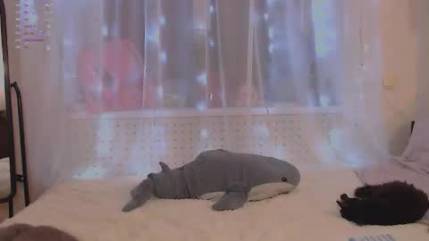  moon  online show from January 10, 6:56 pm