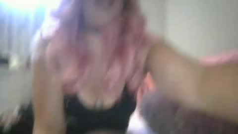 Snapshot of wendiddy84 chatting on October 10, 3:39 pm wendiddy84 online show from October 10, 3:39 pm
