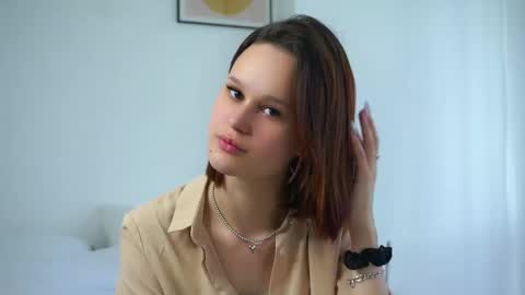 Snapshot of wendiesetters chatting on September 9, 6:35 am Nora online show from September 9, 6:35 am