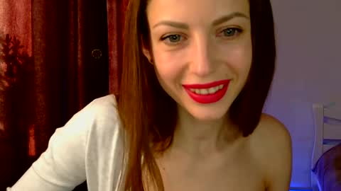 SweetWenni online show from February 27, 11:52 am