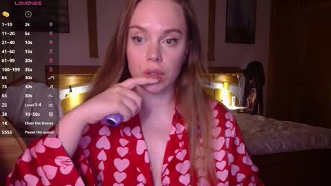 Lana online show from February 10, 6:00 pm