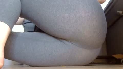 wet_pants2022 online show from October 2, 2:11 pm