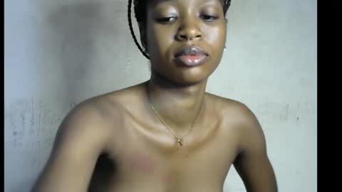 Bella online show from November 25, 9:55 am