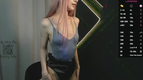 wild_chery online show from January 21, 3:43 pm