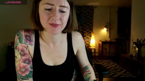 wild_peony online show from February 5, 10:13 pm