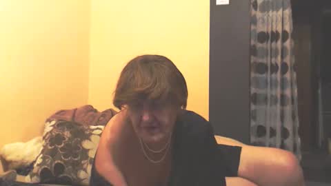 WildRedCat online show from November 22, 8:44 pm