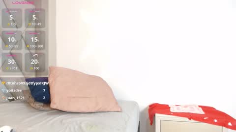 luna online show from February 8, 1:59 pm