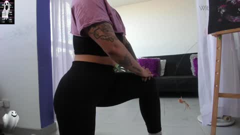     Luna Violeta  A r t i s t  online show from January 23, 12:52 pm