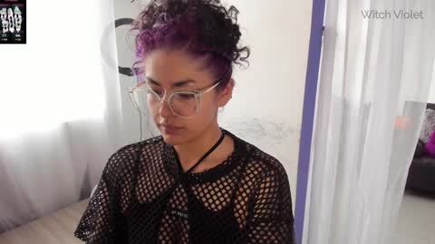     Luna Violeta  A r t i s t  online show from February 5, 8:25 pm