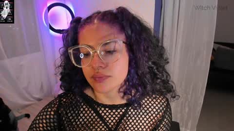     Luna Violeta  A r t i s t  online show from January 25, 3:09 am