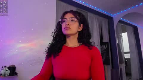     Luna Violeta  A r t i s t  online show from March 7, 10:54 pm