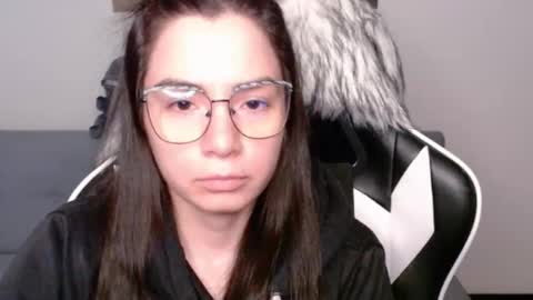 Alex online show from November 14, 3:17 am