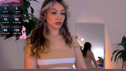 Snapshot of worldsbaby chatting on September 26, 5:27 am worldsbaby online show from September 26, 5:27 am