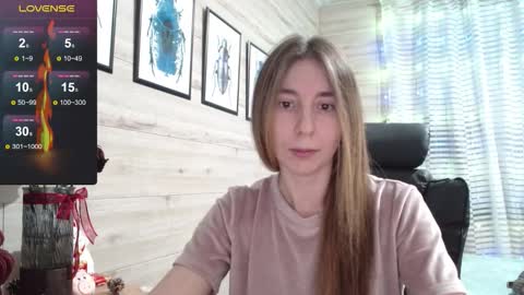 Anna  online show from December 16, 1:39 pm