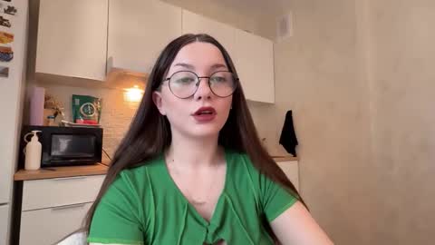 Christine 3 online show from February 8, 10:12 pm