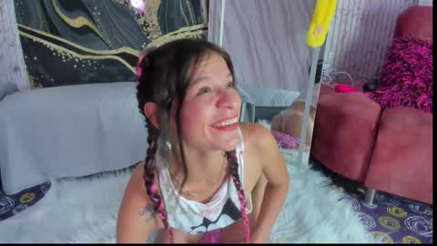 Snapshot of xamabtlee0107 chatting on October 9, 8:07 am xamabtlee0107 online show from October 9, 8:07 am