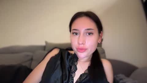 XCuteXbunny online show from October 27, 9:09 pm