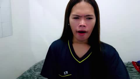 Snapshot of xdreamjen chatting on October 22, 10:42 am JENNNN online show from October 22, 10:42 am