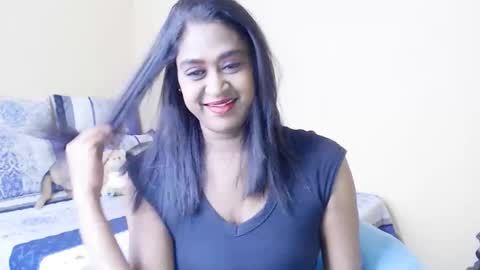 Snapshot of xindianillusion44 chatting on September 25, 9:30 am Miss Ria online show from September 25, 9:30 am