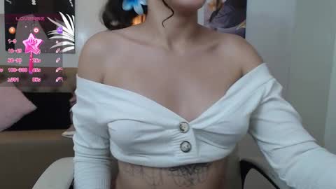 lunna online show from October 9, 8:13 pm