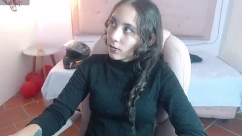 lunna online show from February 28, 7:25 pm