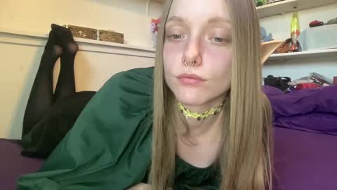 Snapshot of xxloveanastasia chatting on October 9, 5:50 pm LoveAnastasia online show from October 9, 5:50 pm