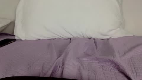 Lil Luna online show from February 18, 5:09 am