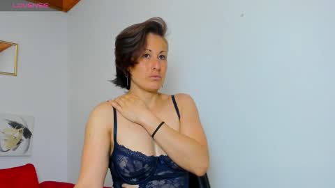 Yasemin online show from November 21, 10:39 am