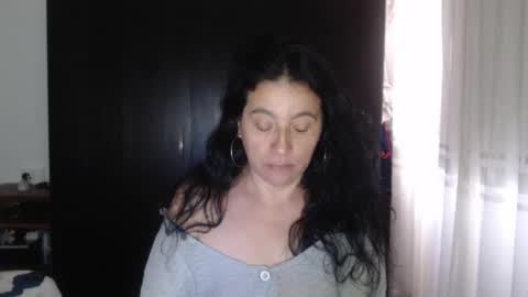 yasmin_love85 online show from December 17, 3:28 pm