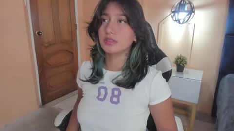 Yazmin online show from February 28, 12:43 am