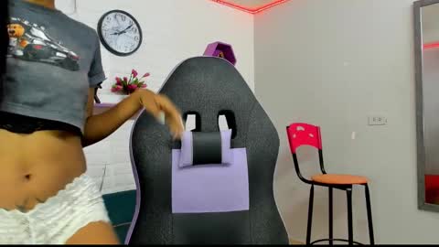 yei queenpussy online show from September 14, 9:01 pm