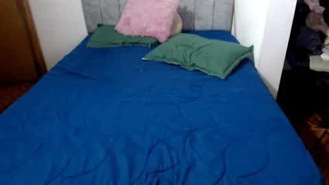 yeibles_hana2 online show from December 16, 11:54 pm