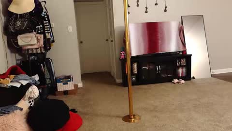 IveysAce online show from November 14, 5:51 am