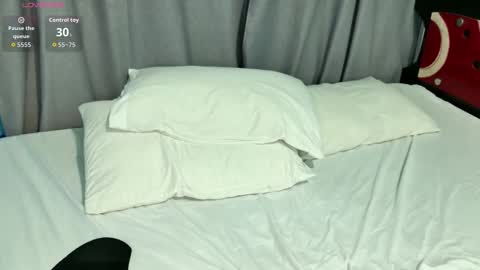 Yenni online show from September 15, 8:05 pm