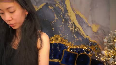 yennstar online show from January 15, 2:23 pm