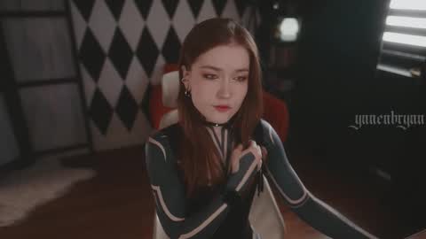 Snapshot of ynnenbrynn chatting on September 27, 7:48 am ynnenbrynn online show from September 27, 7:48 am