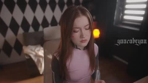 Snapshot of ynnenbrynn chatting on October 27, 6:53 am ynnenbrynn online show from October 27, 6:53 am