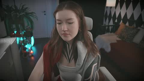 Snapshot of ynnenbrynn chatting on December 26, 7:56 am ynnenbrynn online show from December 26, 7:56 am