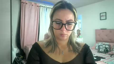 Snapshot of yokiko_daring chatting on October 24, 12:01 pm yokiko online show from October 24, 12:01 pm