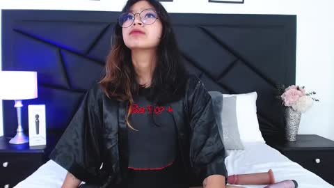 Yommi Winx online show from January 7, 11:03 pm