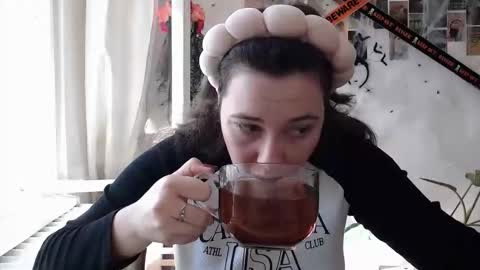 Aurora online show from October 3, 11:26 am