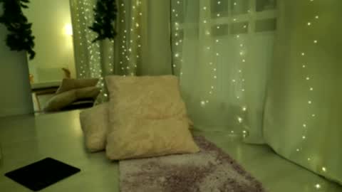 Jasmine online show from January 10, 6:56 pm