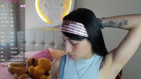 mia3 online show from February 11, 3:57 pm