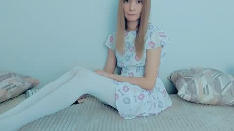 Lily online show from October 15, 6:38 am