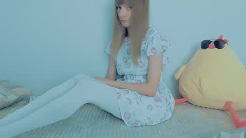 Lily online show from October 9, 3:43 am
