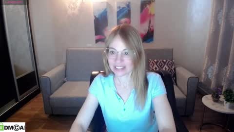 your_crush_12 online show from October 24, 7:15 am