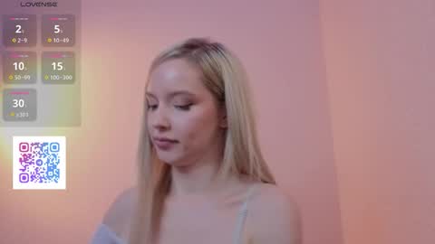 Olivia online show from November 2, 9:40 pm