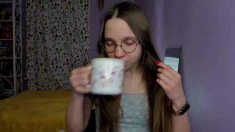 Leslie online show from March 2, 8:57 pm