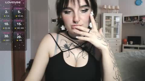 hanna online show from October 24, 12:01 pm